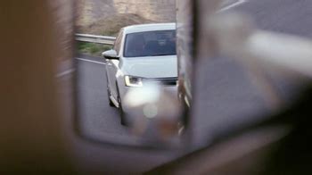 Volkswagen Jetta Hybrid TV Spot, 'Passing' Song by Carter Burwell featuring Michael Medico