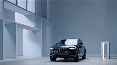 Volvo XC90 Recharge TV Spot, 'Right Here' Song by Fatboy Slim [T1]