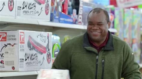 Walmart TV Spot, 'Eleventh-Hour Shopper' Featuring Craig Robinson