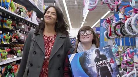 Walmart TV commercial - Holiday Shopping With Walmart: Get Up for Black Friday