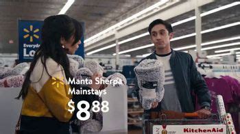 Walmart TV commercial - Regalos para la tía Lupe