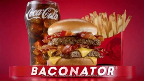 Wendys Baconator TV commercial - ¡Una jugada con mucha carne!