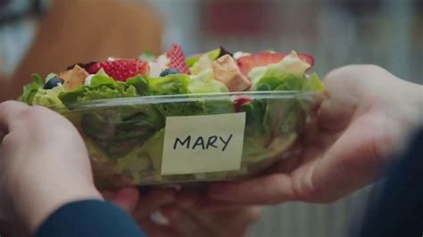 Wendy's Berry Burst Chicken Salad TV Spot, 'Bob Mary' featuring Jake Regal