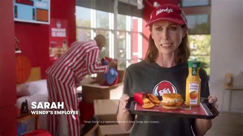 Wendy's TV Spot, 'Move-In: March Madness' Featuring Reggie Miller featuring Dandrell Scott