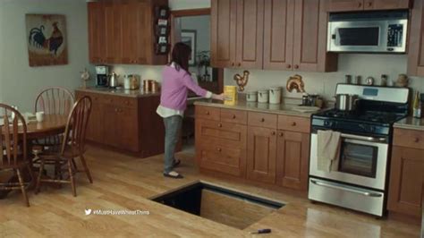 Wheat Thins TV commercial - Trap Door