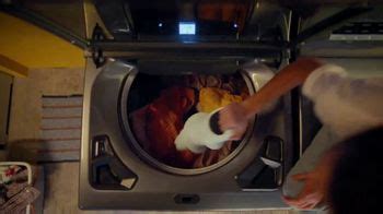 Whirlpool 2-in-1 Washer TV Spot, 'Serious Rocker Dad'
