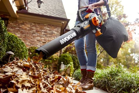 Worx Flash Sale Trivac Three-in-One TV commercial - Lightweight Blower: $79