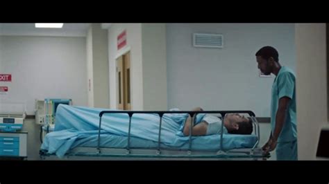 XFINITY TV Latino TV Spot, '¡No busques más excusas!: hospital' created for XFINITY Latino