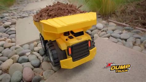 Xtreme Power Dump Truck TV Spot, 'Take Care of Any Mess' created for Jakks Pacific