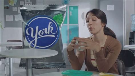 YORK Peppermint Pattie TV commercial - Tammy: York Mode: YORK THiNS