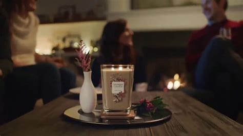 Yankee Candle Elevation Collection TV Spot, 'The Little Touches: Happy Holidays'