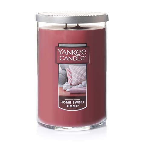 Yankee Candle Large 2-Wick Tumbler Candle: Sparkling Snow