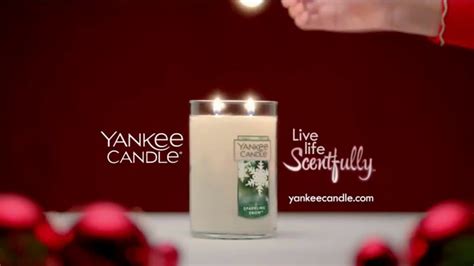 Yankee Candle TV Spot, 'Holidays: Free Votive Candle' featuring Ava Bianchi