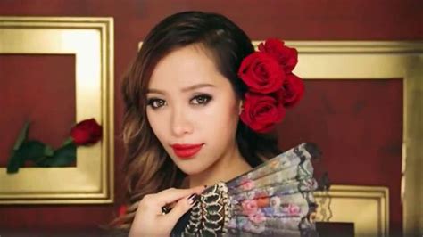 YouTube TV Spot, 'Your Beauty Bestie' Featuring Michelle Phan