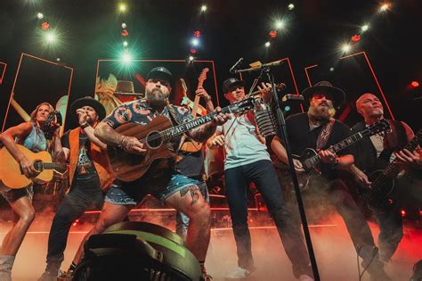 Zac Brown Band in Concert TV Spot