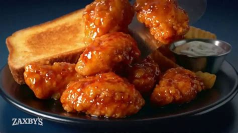 Zaxby's Great 8 Boneless Wings Meal TV Spot, 'Bigger and Better'