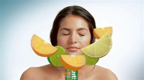 Zest Fruitboost Revitalizing Shower Gels TV commercial - Vitamin C