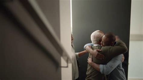 Zillow TV Spot, 'Reggie's Home' featuring Rosemary Thomas