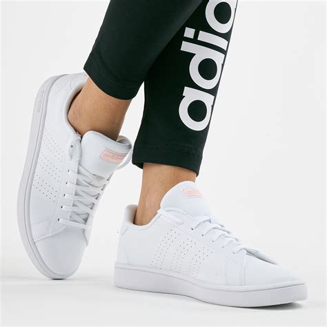 adidas Advantage Sneaker Women's logo